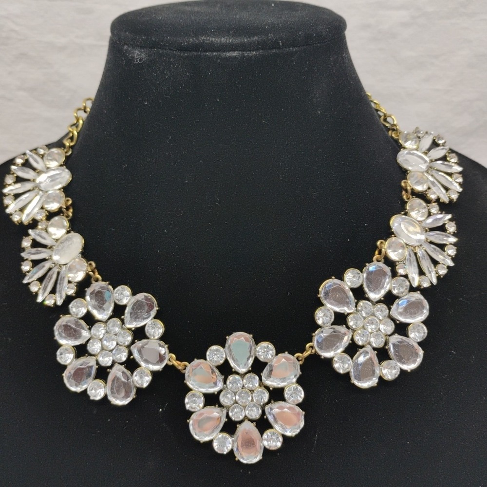 Vintage Large Rhinestone Flower Collar Bib‎ Necklace Statement Costume Jewelry